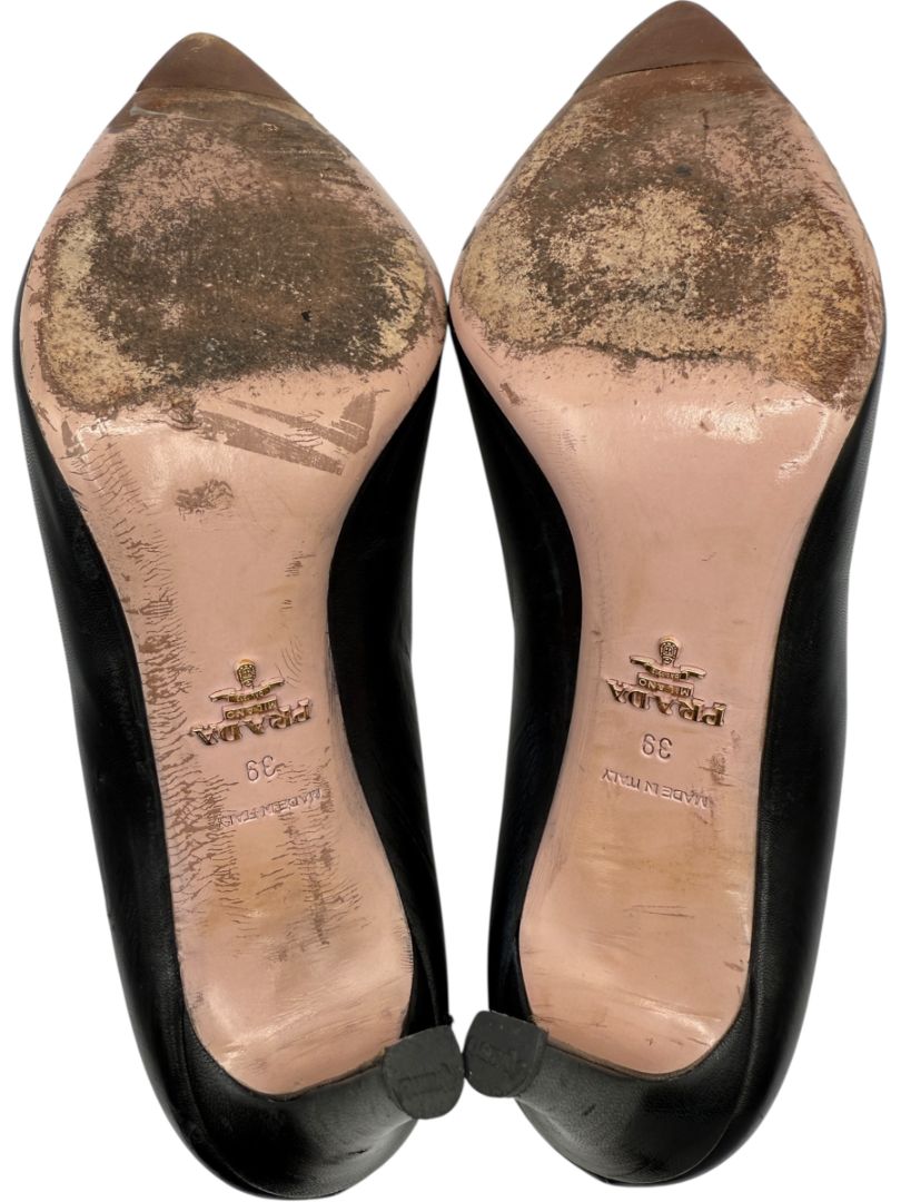 Prada Black Leather Pointed Toe Pumps – Size 39
