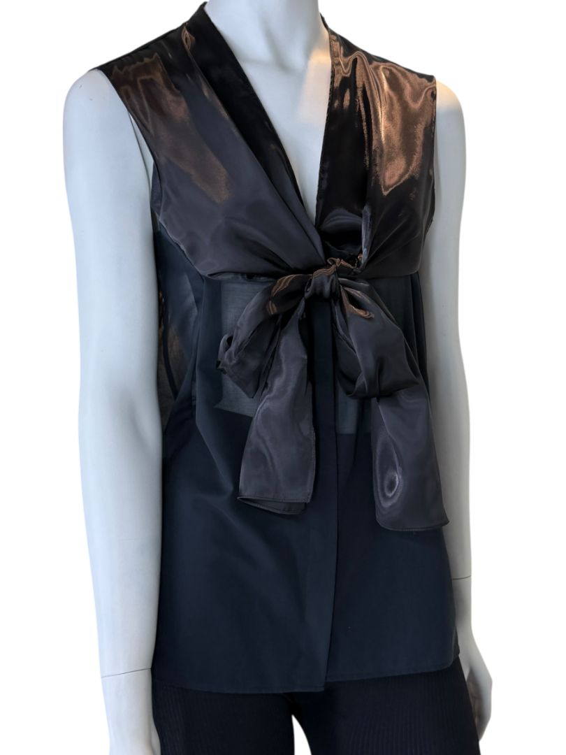 Akris Bergdorf Goodman Black Sleeveless Sheer Silk & Cotton Tie-Front Blouse – Size 10