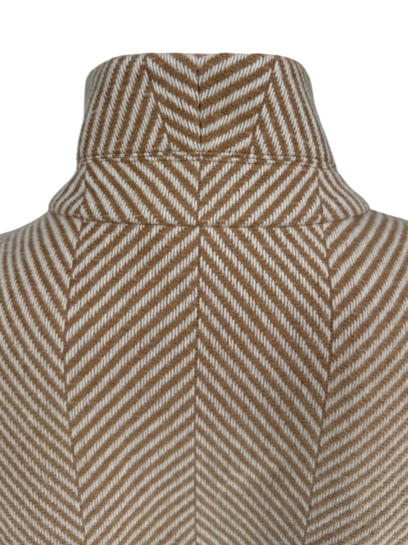 Akris Reversible Herringbone Cape Jacket - Size 10