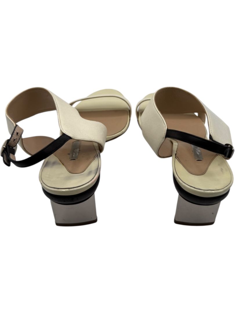 Nicholas Kirkwood Cream Leather Sandals with Silver Block Heel – Size 39.5