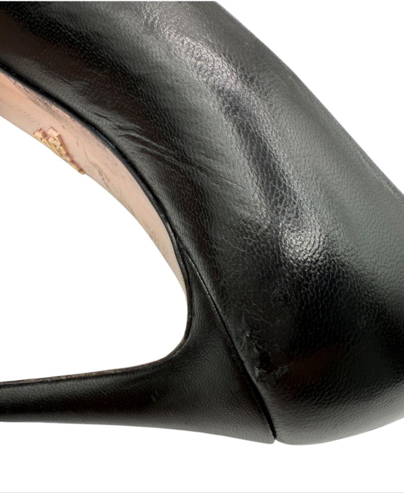 Prada Black Leather Pointed Toe Pumps – Size 39