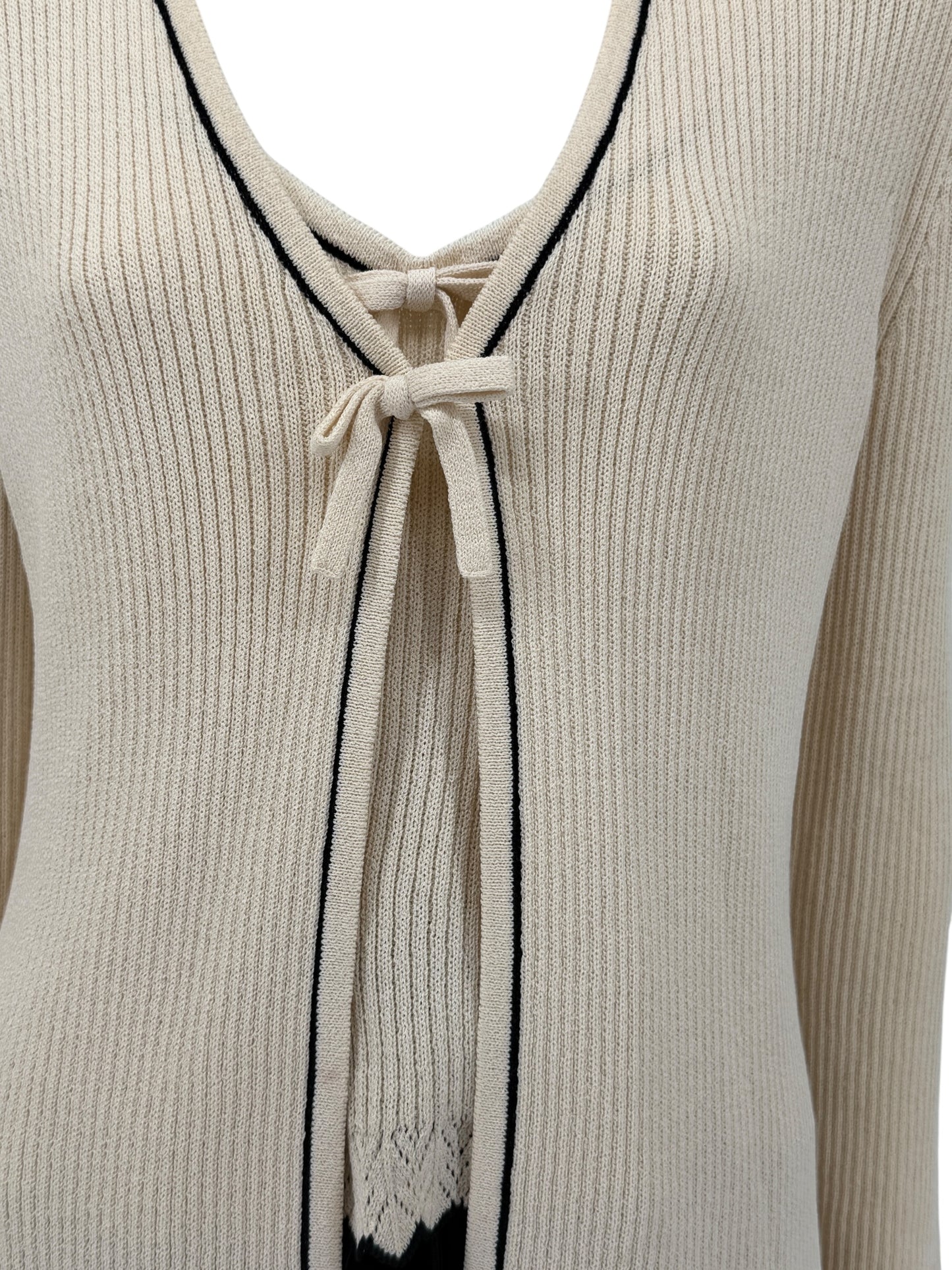 St. John Collection Cream Knit Twin Set with Black Trim – Size 6