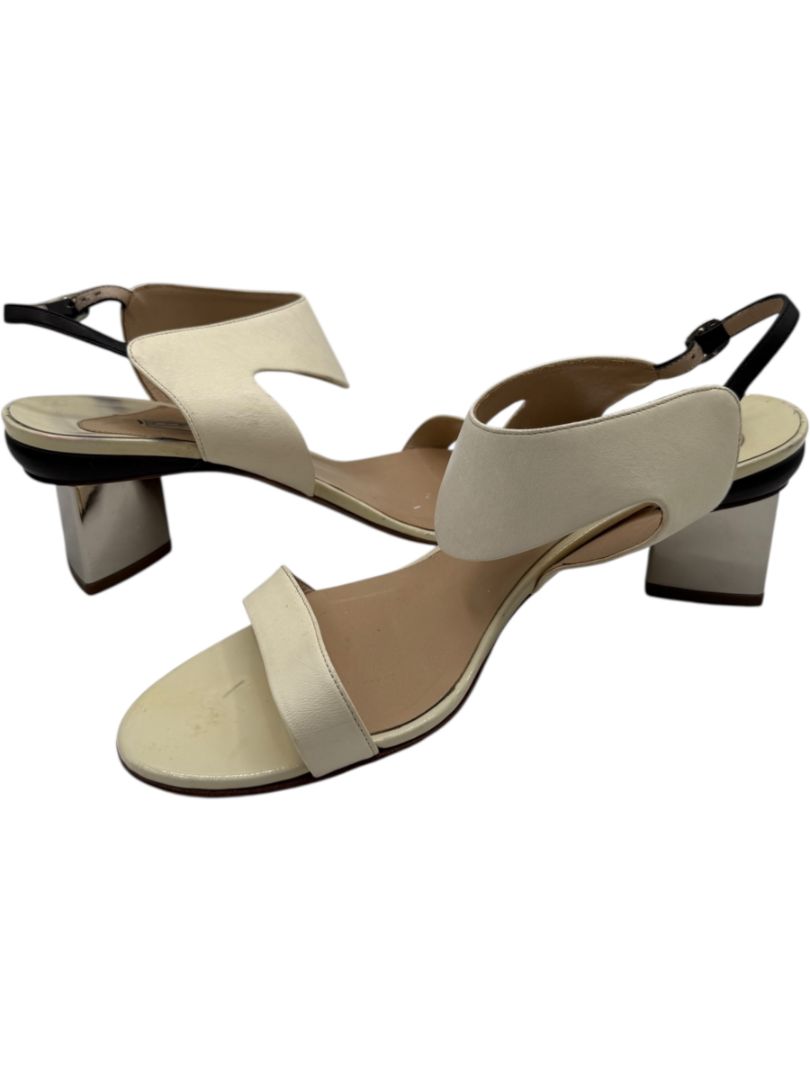 Nicholas Kirkwood Cream Leather Sandals with Silver Block Heel – Size 39.5