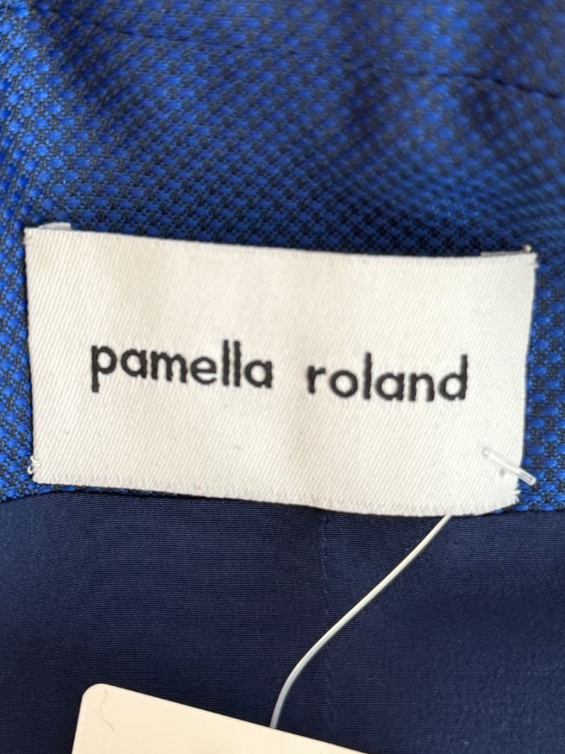 Pamella Roland Blue Textured Floral Embellished Coat – Large