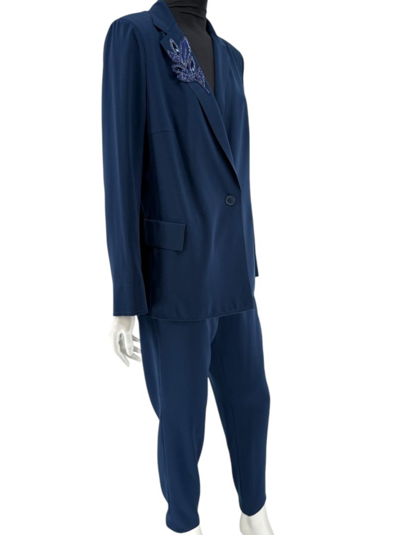 Akris Punto Navy Beaded Blazer & Pants Suit Set – Size US 10