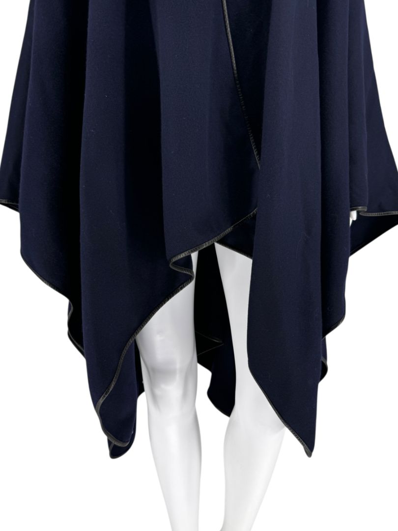 Pamella Roland Cape Shawl – O/S