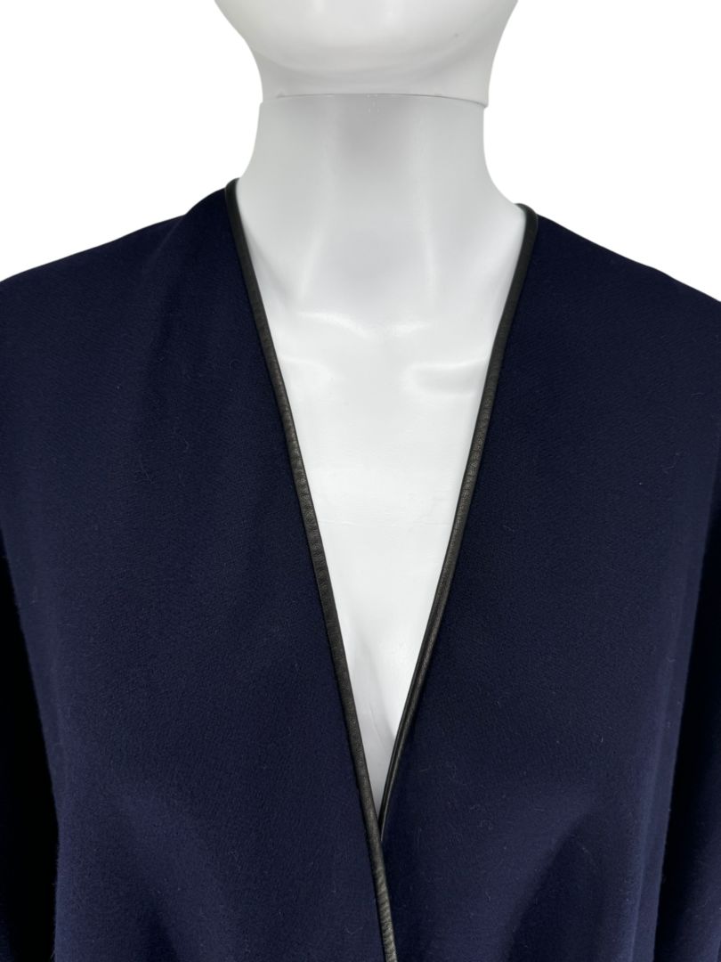 Pamella Roland Cape Shawl – O/S