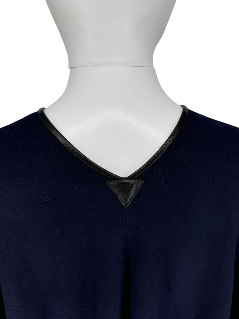 Pamella Roland Cape Shawl – O/S