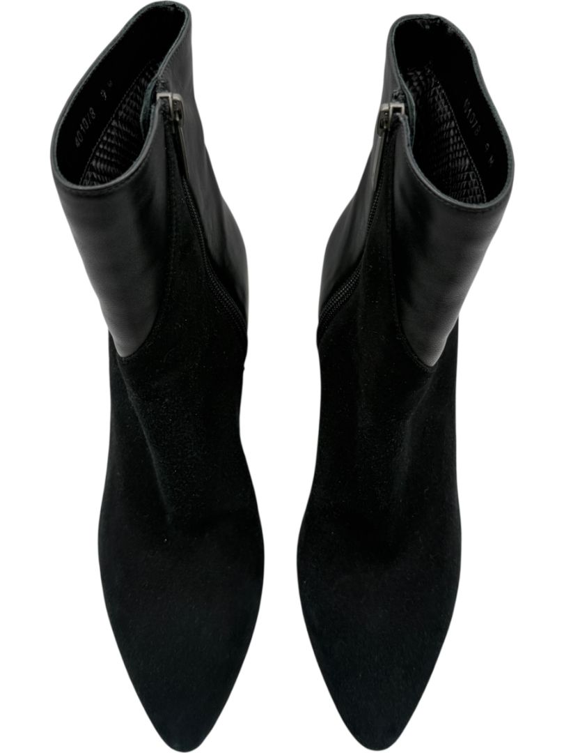 Aquatalia Black Suede/Leather Pointed Toe Booties – Size 9
