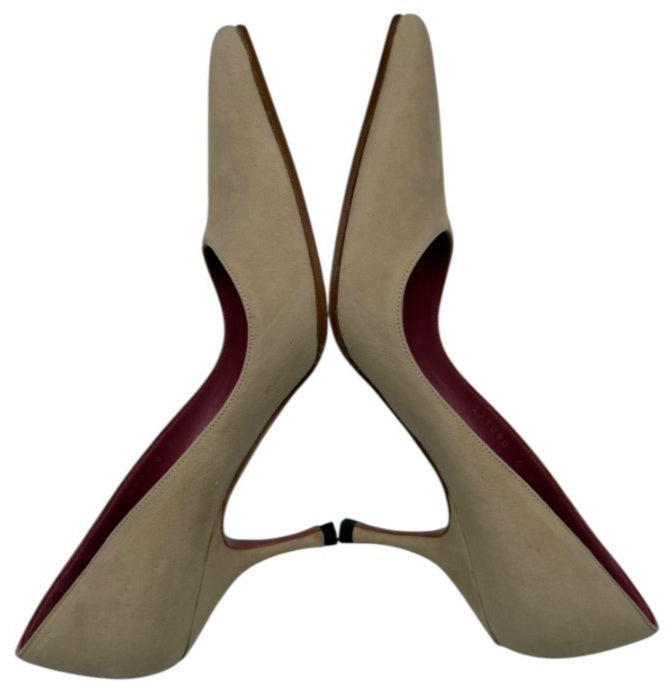 Gucci Nude Suede Kitten Heel Pumps – Size 6