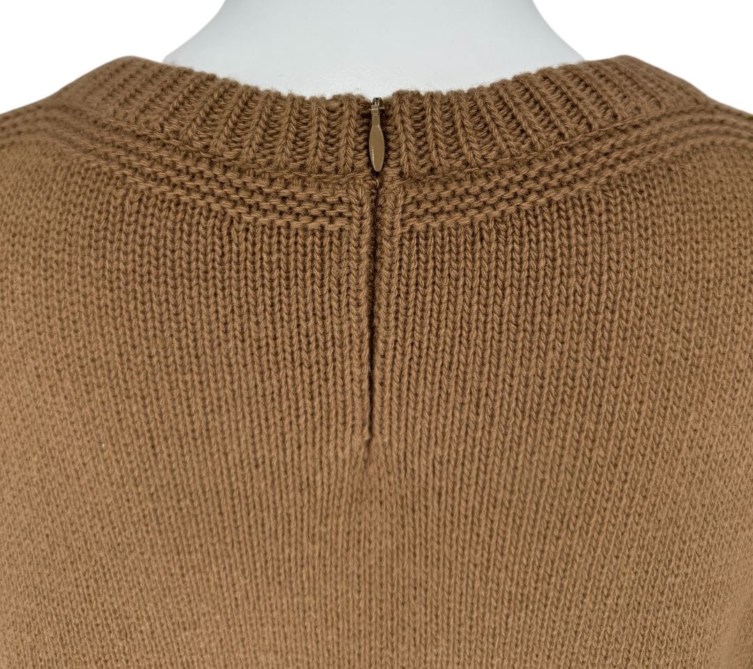 Valentino Knit Poncho with Chain Detail – XS – New with Tags