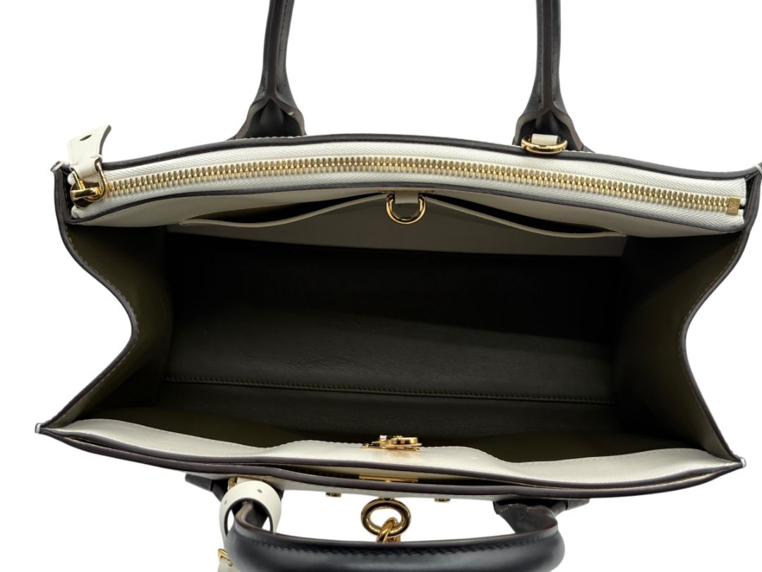 Louis Vuitton White/Green Leather City Steamer MM Bag
