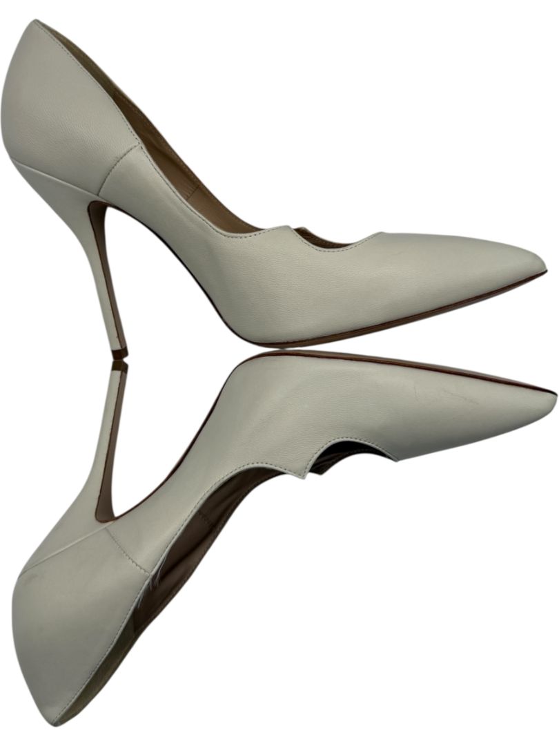 Paul Andrew Ivory Leather Scallop Pumps - Size 39