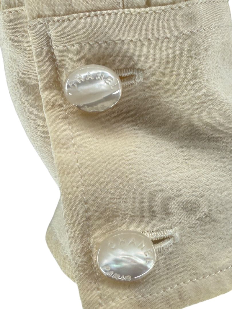 Chanel Ivory Silk Blouse – Spring 2001 Collection – Size FR 42 (US 10)