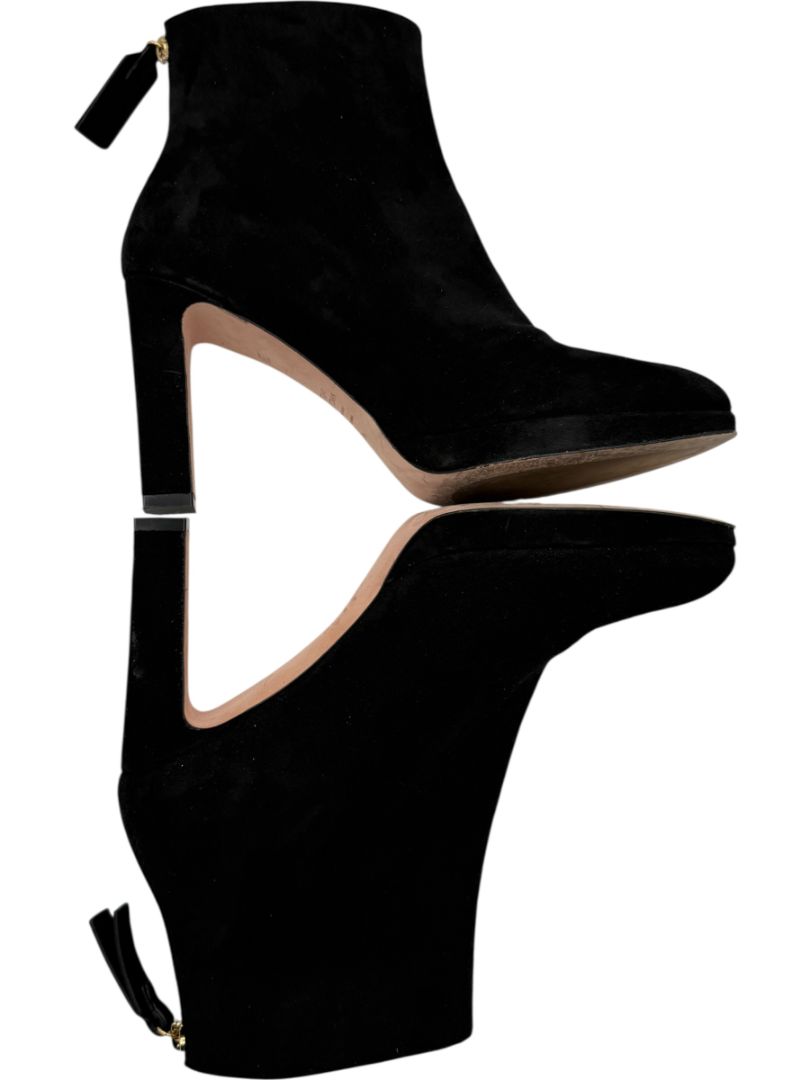 Stuart Weitzman Black Suede Round Toe Booties – Size 8.5M