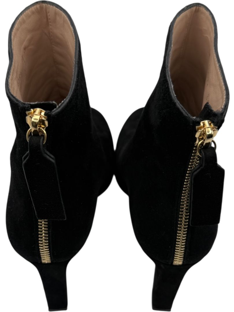 Stuart Weitzman Black Suede Round Toe Booties – Size 8.5M