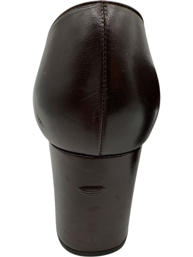 Chanel Two-Tone Leather Cap Toe Pumps in Espresso & Black – Size 40 (US 10)