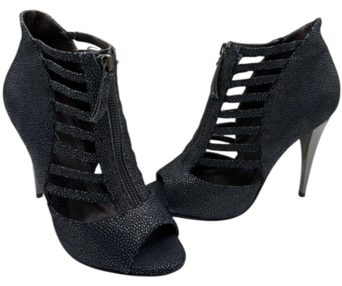 Elizabeth and James Textured Cutout Booties – Size 36.5 (New in Box)