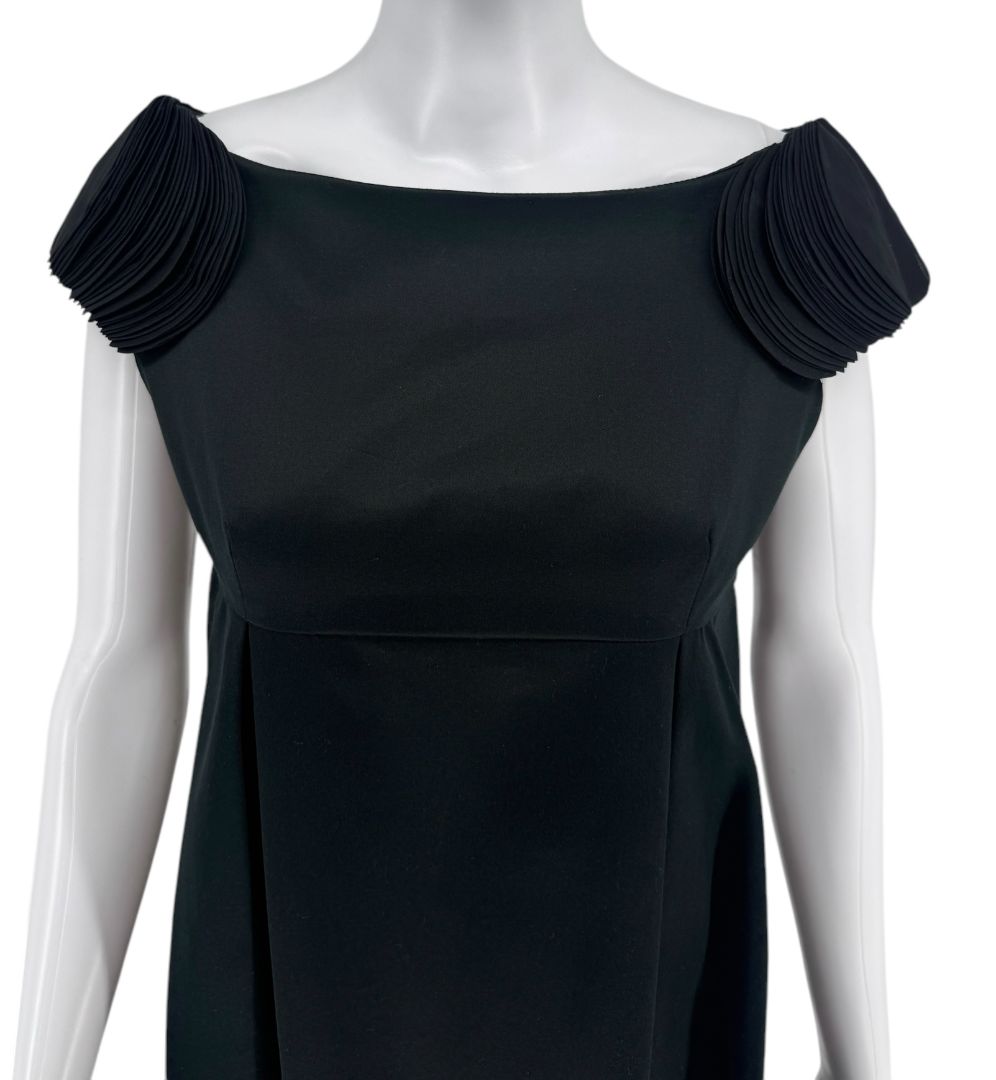 Valentino Black Sculpted Sleeve A-Line Dress – Size 4 (IT 40) – NWT