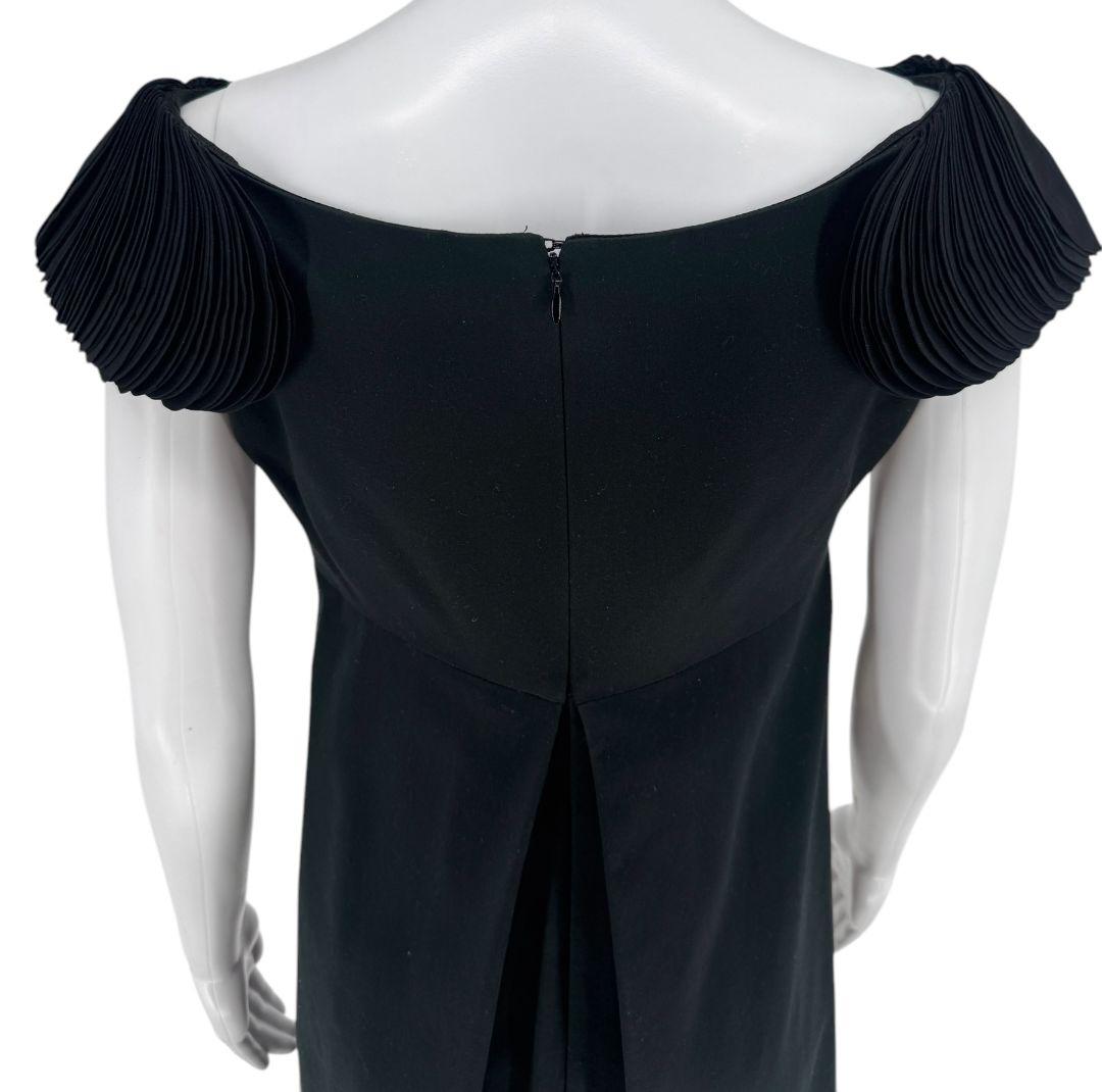 Valentino Black Sculpted Sleeve A-Line Dress – Size 4 (IT 40) – NWT