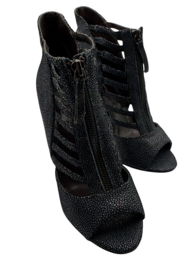 Elizabeth and James Textured Cutout Booties – Size 36.5 (New in Box)