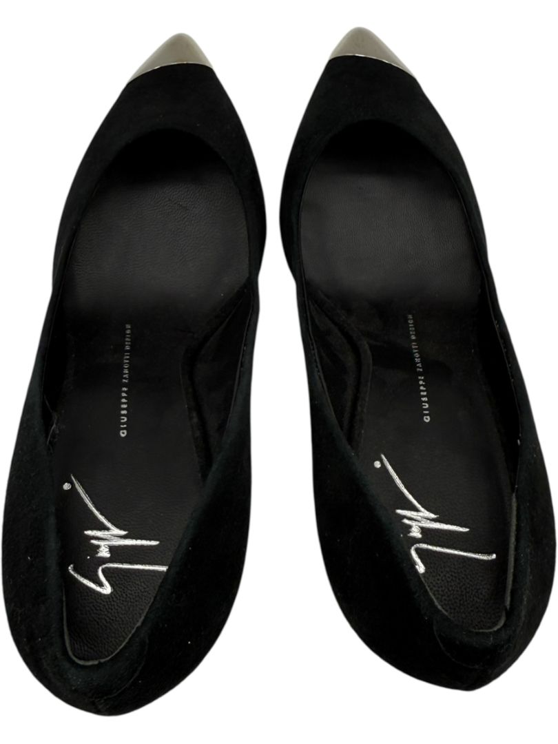 Giuseppe Zanotti Black Suede Cap Toe Pumps – Size 39