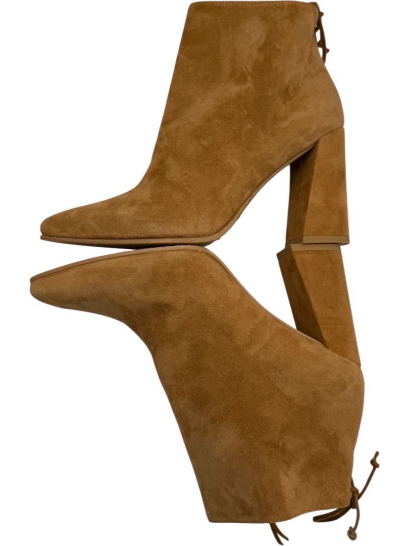 Stuart Weitzman Tan Suede Pointed Toe Booties – Size 8.5M