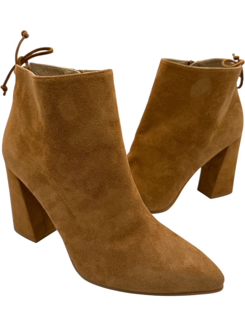 Stuart Weitzman Tan Suede Pointed Toe Booties – Size 8.5M
