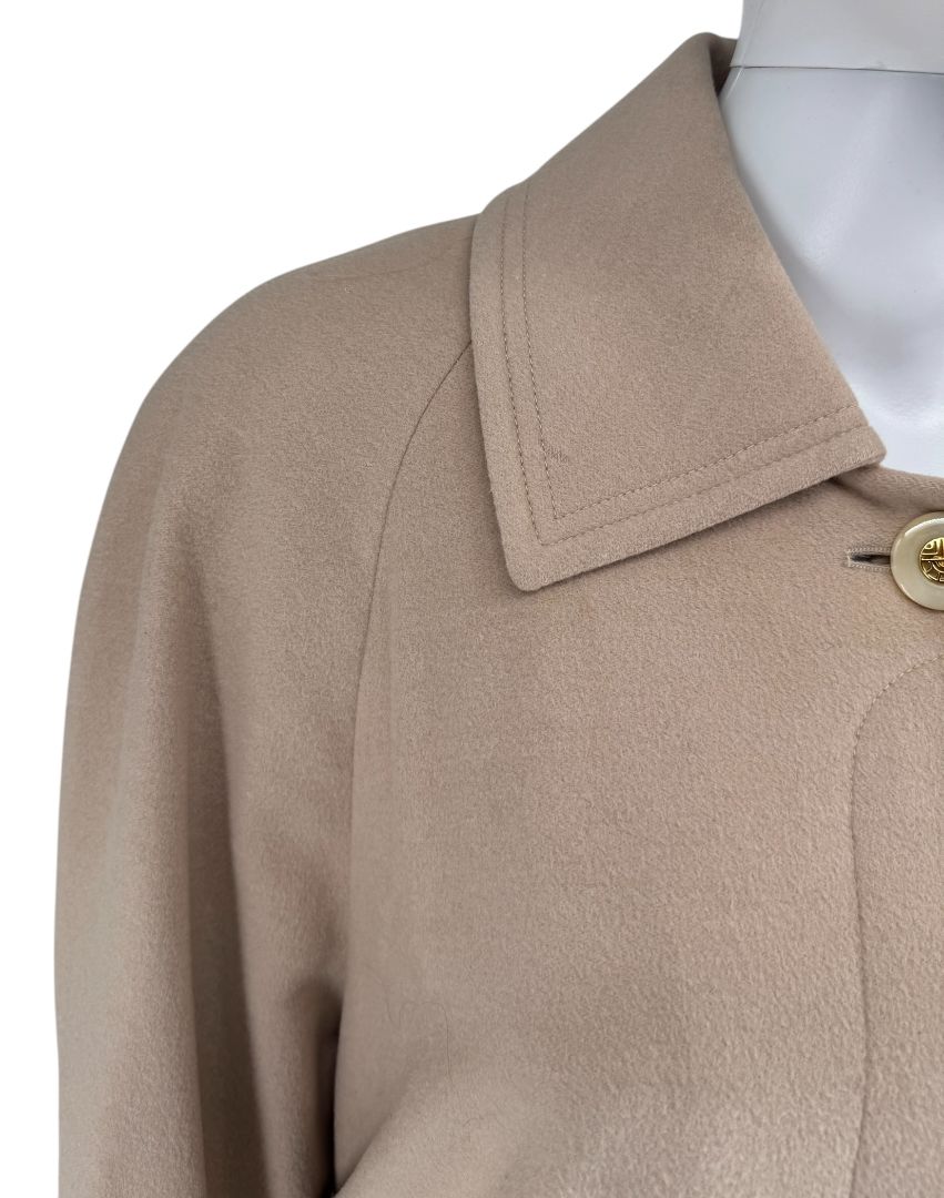 Louis Féraud Pale Blush Wool Swing Coat – Very Good Preowned Condition