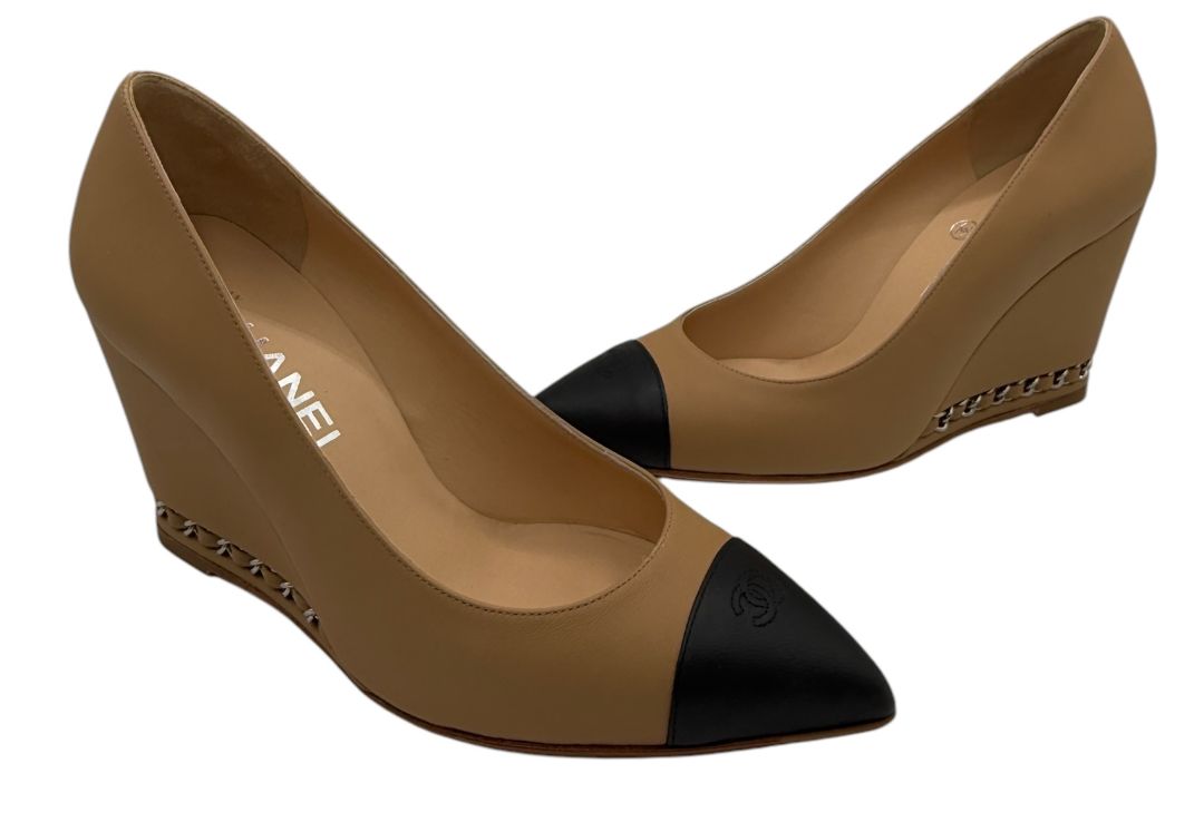 NIB Chanel Chanel Beige/Black Leather Wedge Cap Toe Pumps Size 6