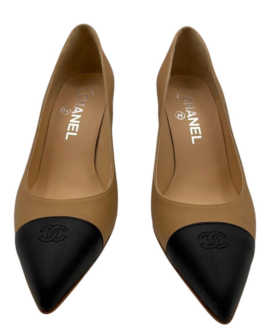 NIB Chanel Chanel Beige/Black Leather Wedge Cap Toe Pumps Size 6