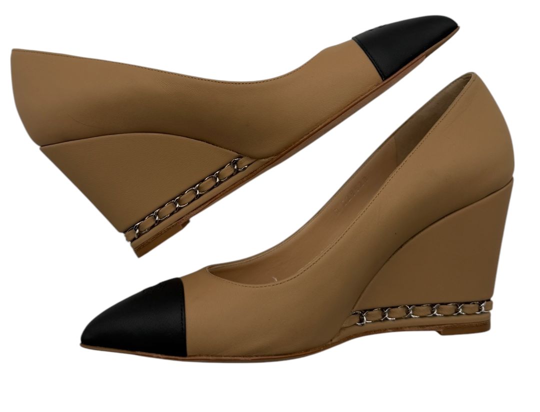 NIB Chanel Chanel Beige/Black Leather Wedge Cap Toe Pumps Size 6