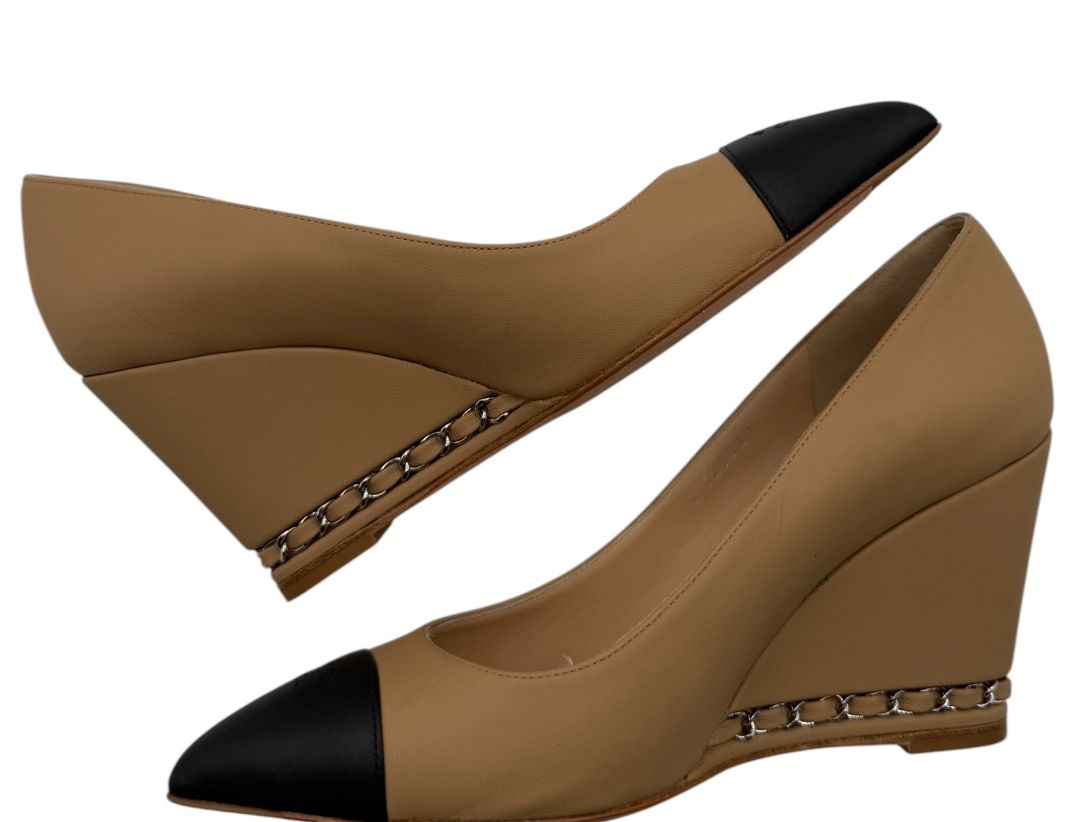 NIB Chanel Chanel Beige/Black Leather Wedge Cap Toe Pumps Size 6