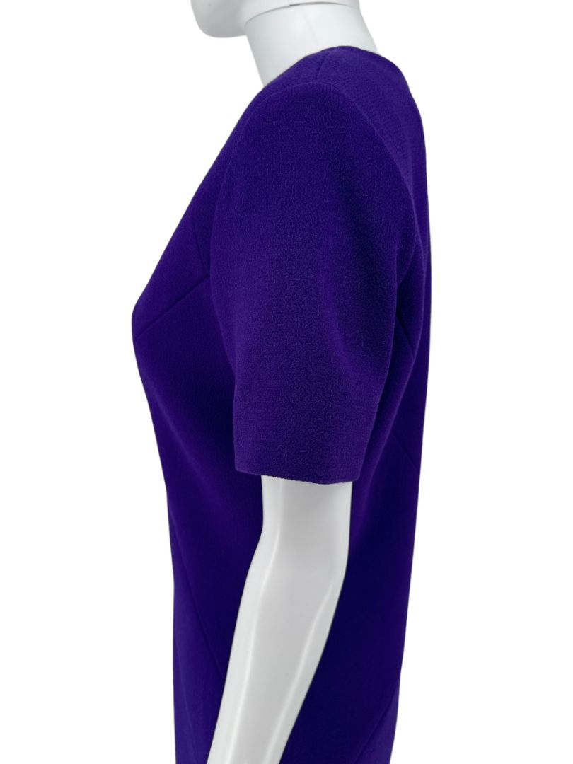Pamella Roland Purple Textured Crepe V-Neck Dress – Fits Like a Large