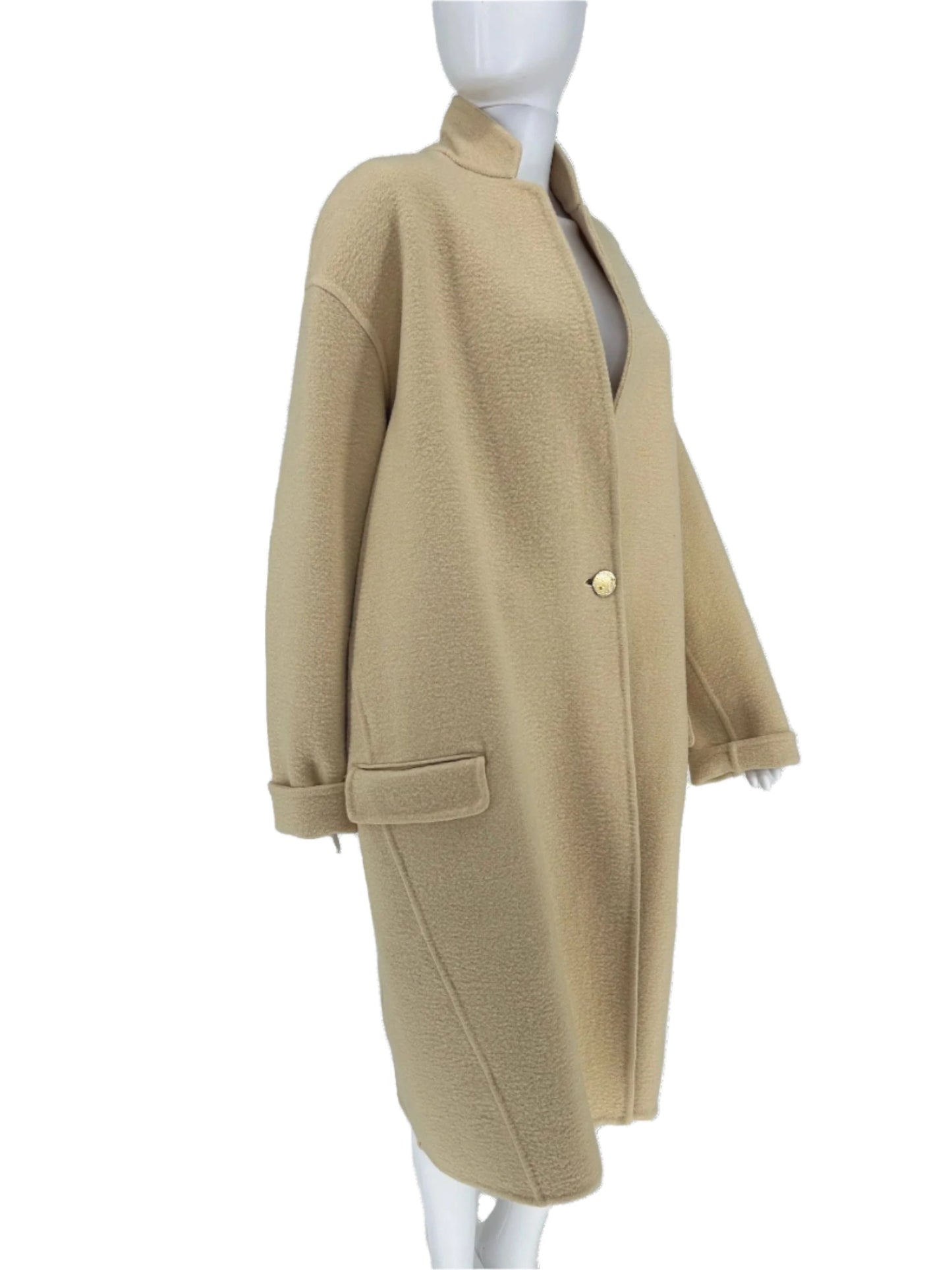 Celine Beige/Tan/Sand Double Faced Cashmere Oversized Boucle Notched Lapel One Button Coat/Jacket. Size 8