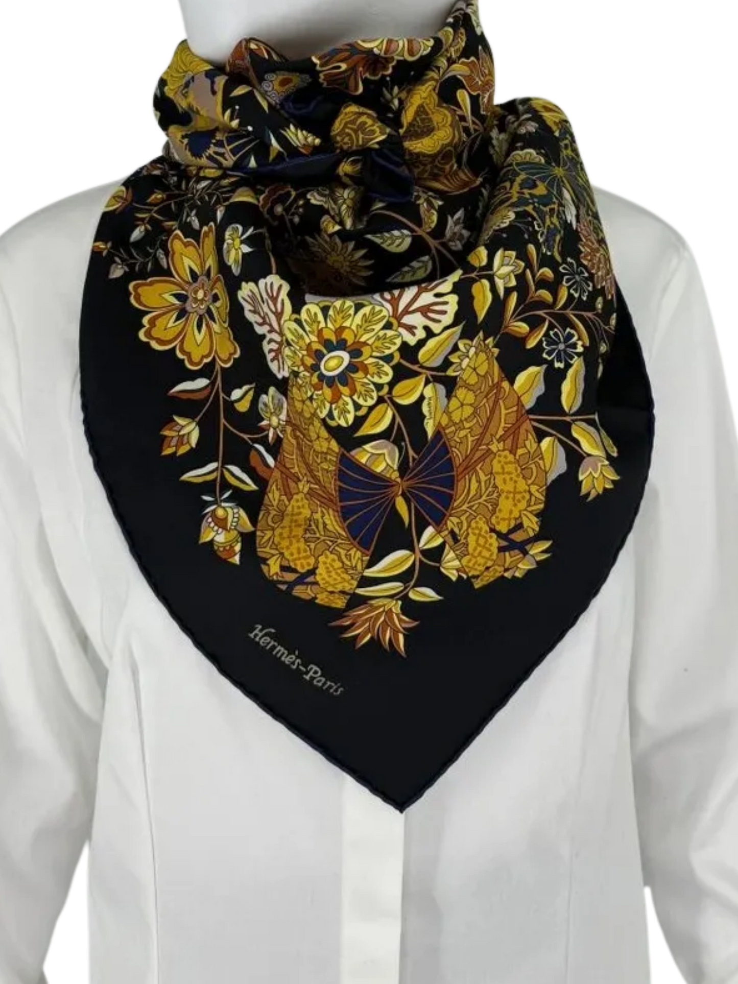 HERMÈS Fleurs et Papillons de Tissus Silk Scarf