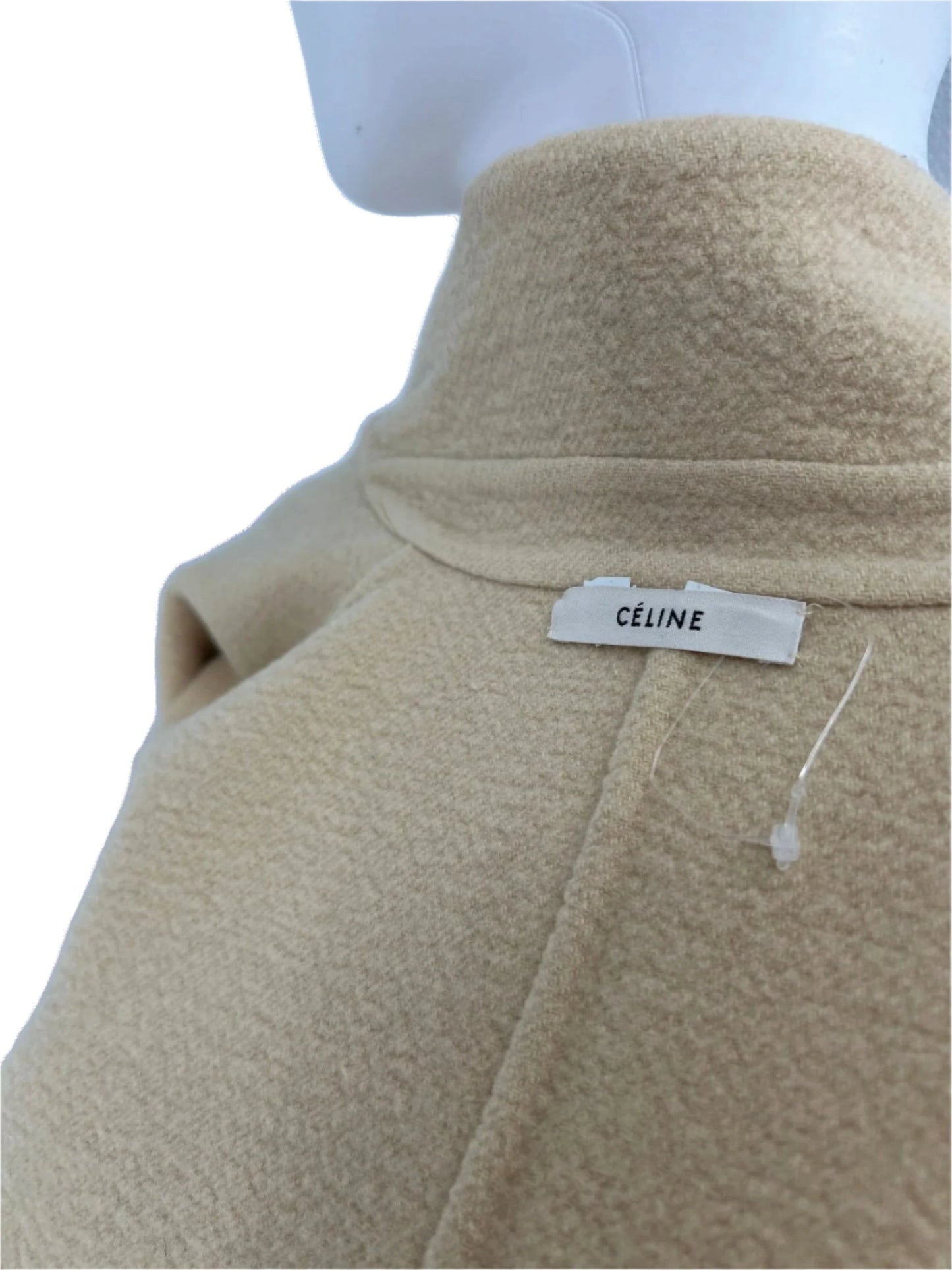 Celine Beige/Tan/Sand Double Faced Cashmere Oversized Boucle Notched Lapel One Button Coat/Jacket. Size 8