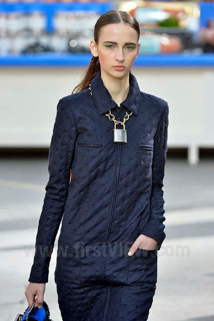 CHANEL Fall 2014 Oversized Padlock Chain-Link Belt