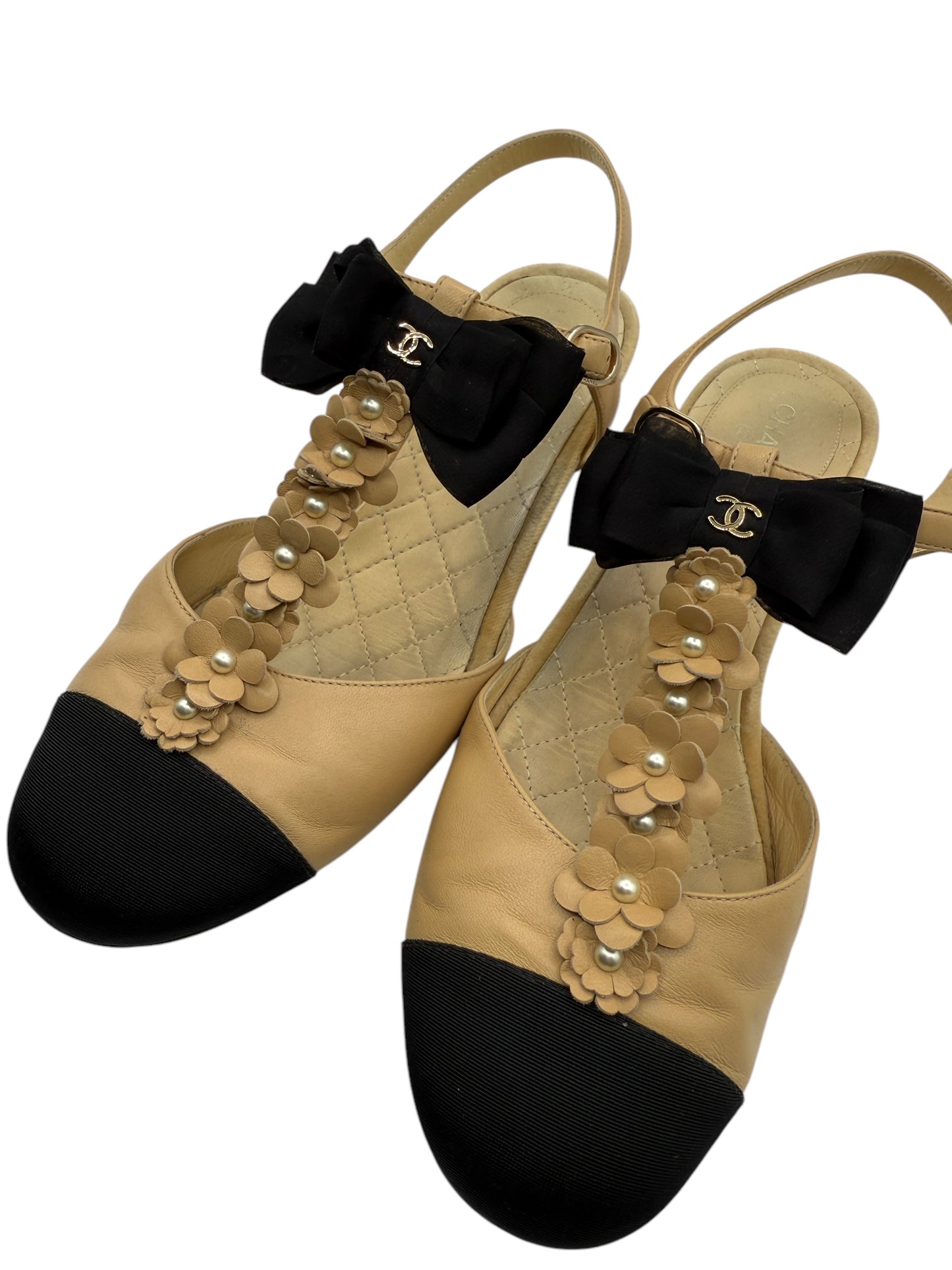 Chanel Beige/Black Leather Faux Pearl Embellished Camellia and CC Bow T-Strap Sandals - Size 40.5