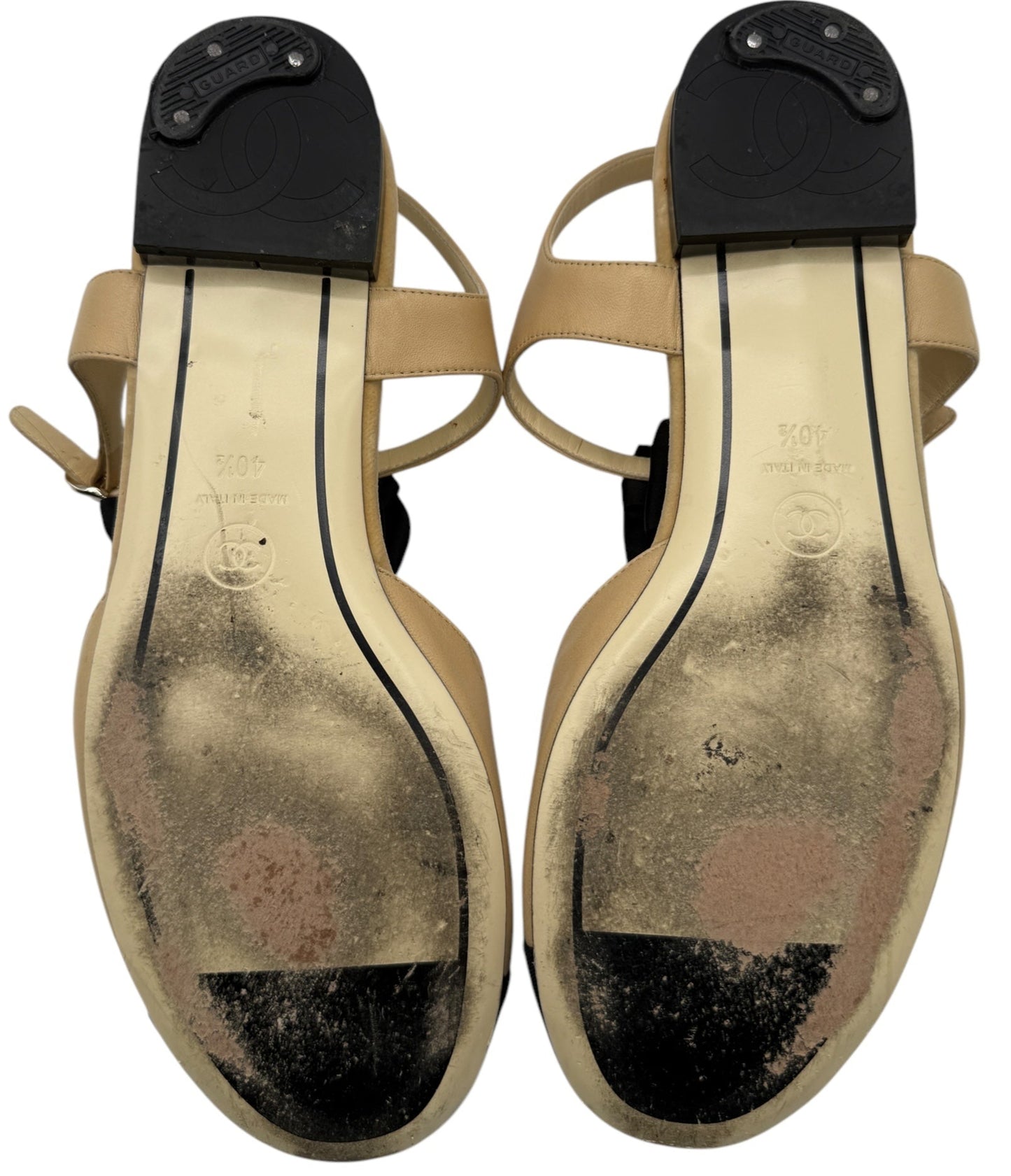 Chanel Beige/Black Leather Faux Pearl Embellished Camellia and CC Bow T-Strap Sandals - Size 40.5