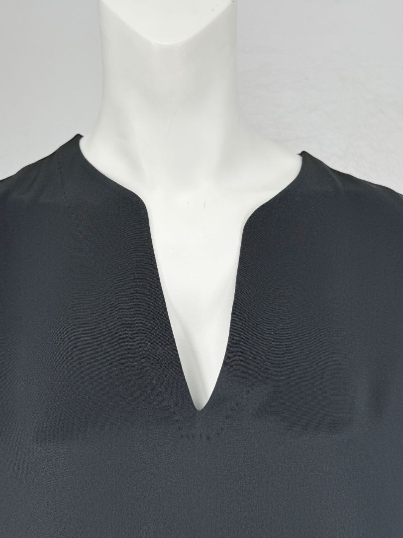 Loro Piana Black Silk Tunic Blouse – Size IT 44 (US 8/Medium)