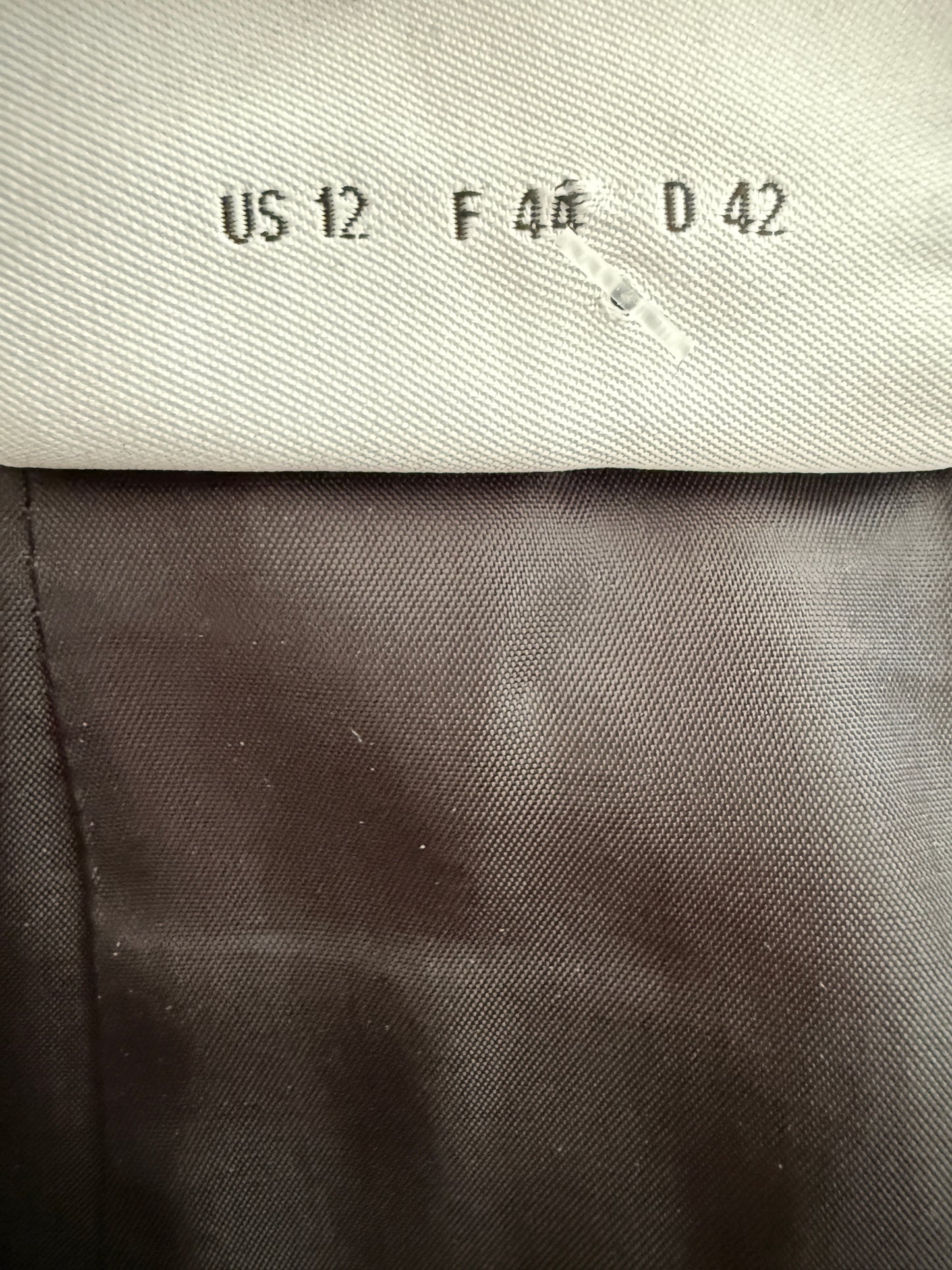 Akris Punto Black Wool Skirt – Size US 12 / FR 44 / DE 42