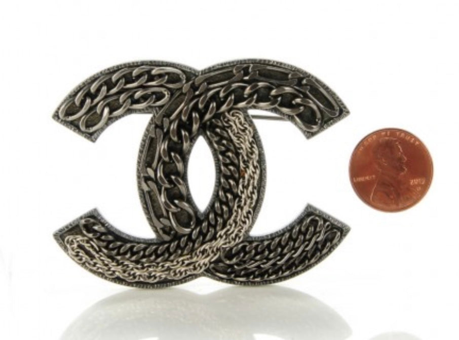 Chanel CC 10A Chain Brooch in Ruthenium Black