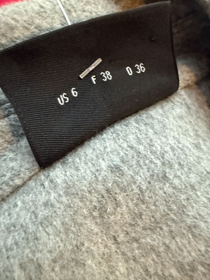 Akris Light Grey Double-Breasted Cashmere Coat - Size US 6