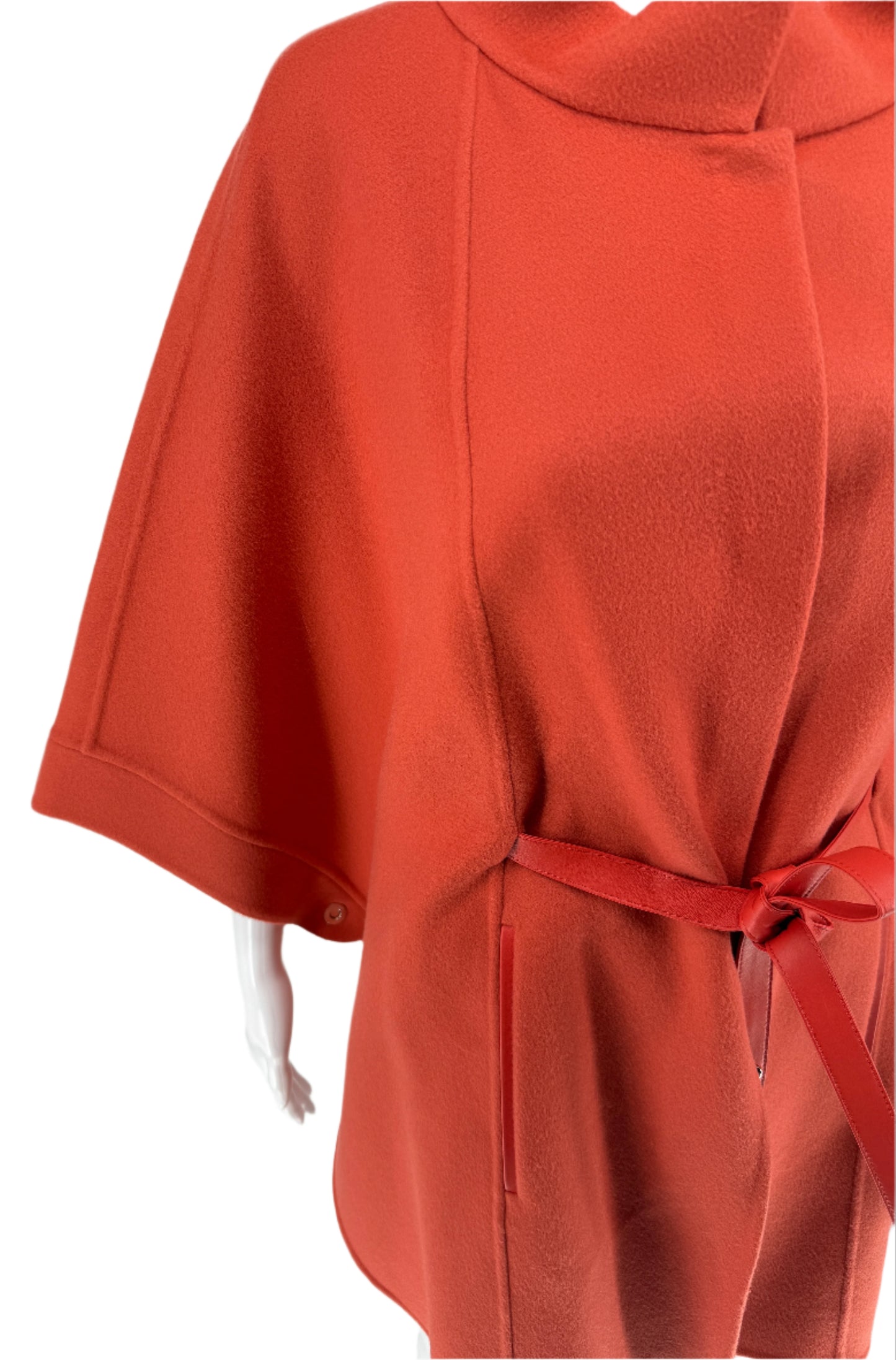 Loro Piana Salzburg Cape in clear orange cashmere with matching leather. Poncho/Cape/Jacket