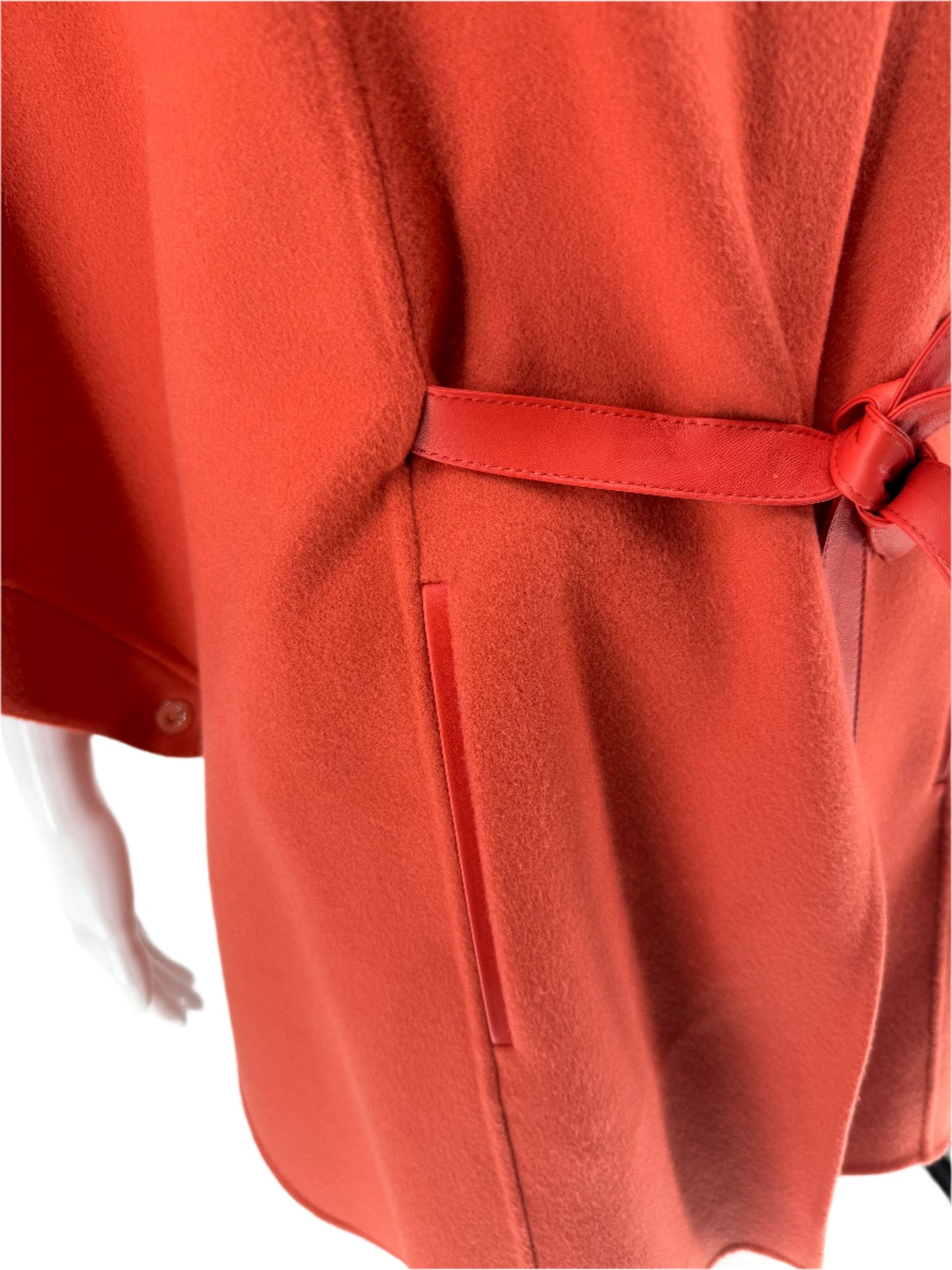 Loro Piana Salzburg Cape in clear orange cashmere with matching leather. Poncho/Cape/Jacket