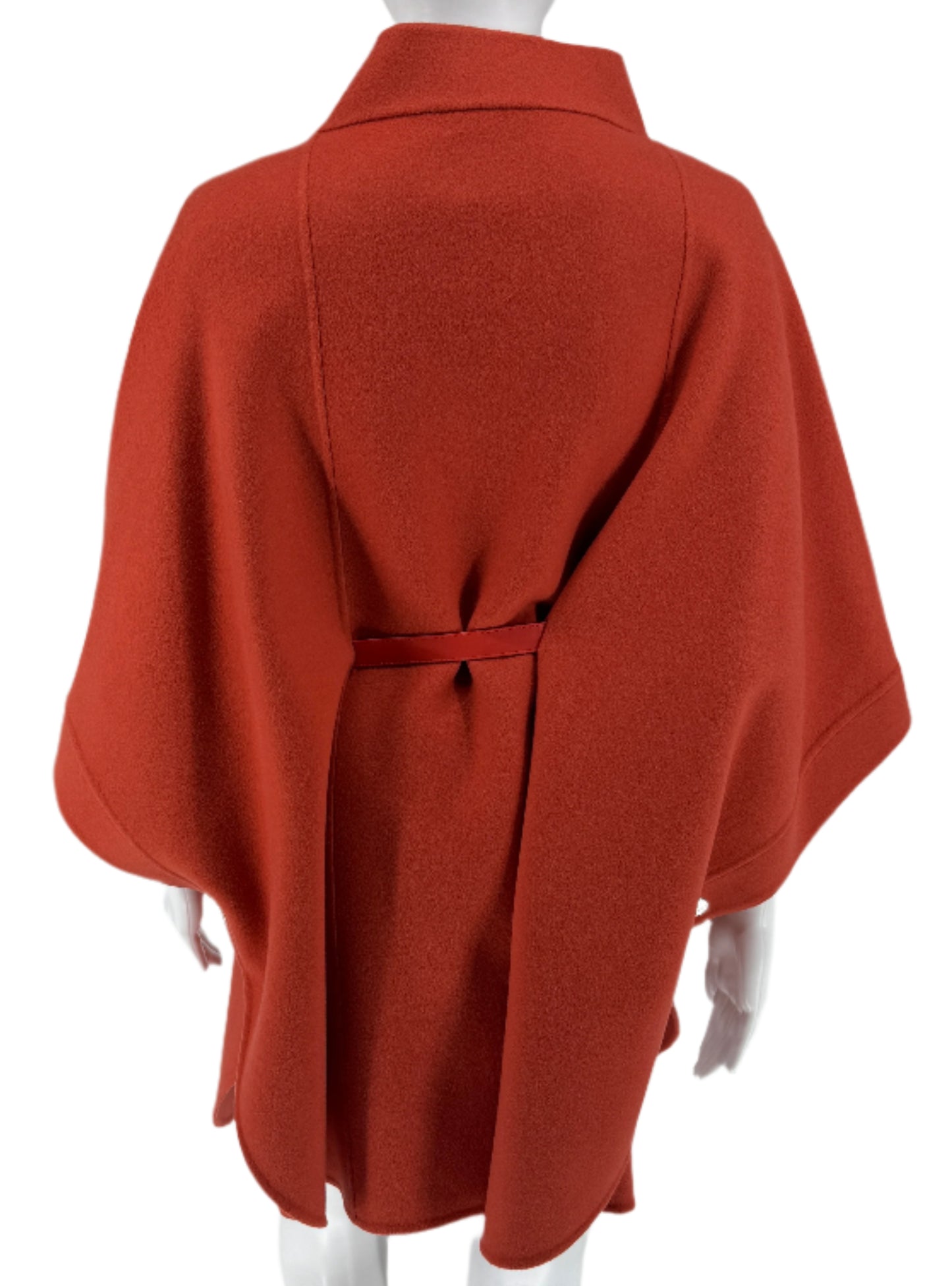 Loro Piana Salzburg Cape in clear orange cashmere with matching leather. Poncho/Cape/Jacket