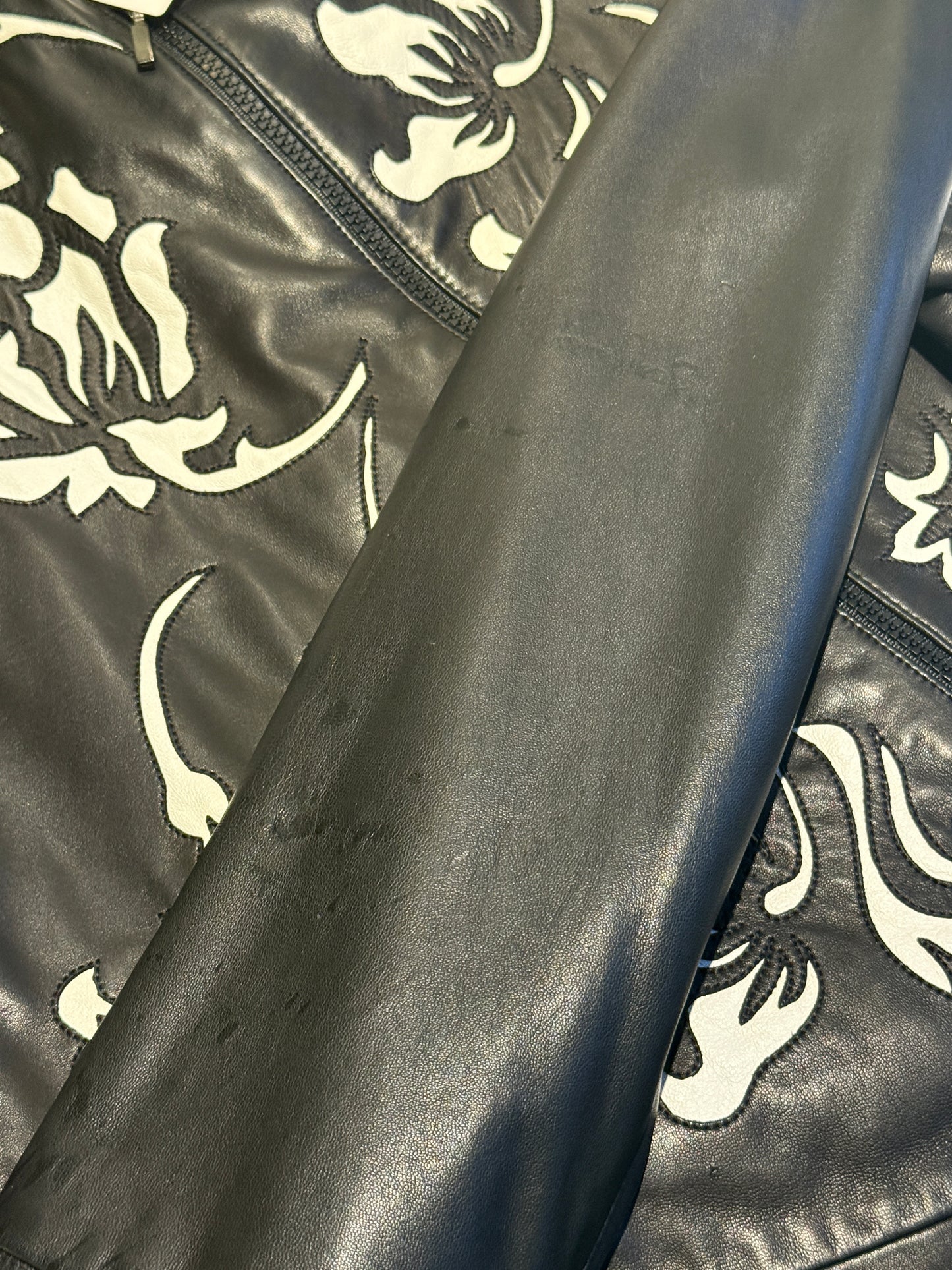 Giorgio Armani Black Lambskin Leather Floral Jacket – Size 40 (IT)