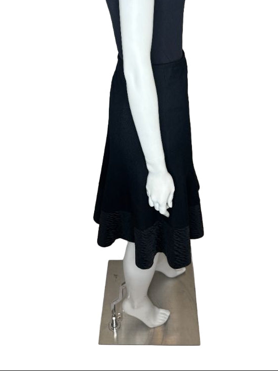 Akris Punto Black Wool A-Line Skirt with Textured Hem – Size 12