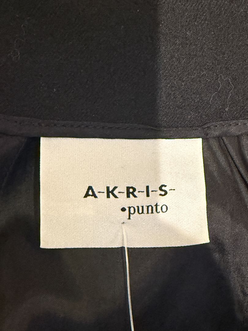 Akris Punto Black Wool A-Line Skirt with Textured Hem – Size 12